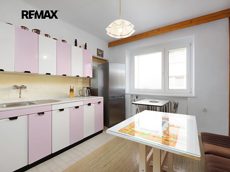 Prodej rodinného domu 180 m², pozemek 800 m² - foto 6
