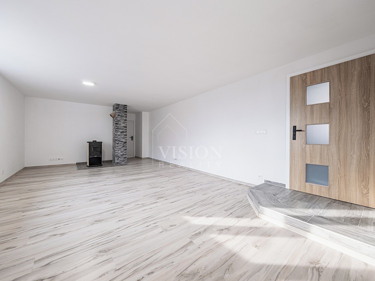 Prodej rodinného domu 180 m², pozemek 221 m² - foto 6
