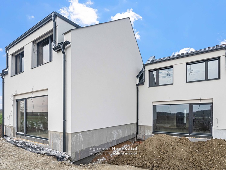 Prodej rodinného domu 118 m², pozemek 538 m² - foto 7