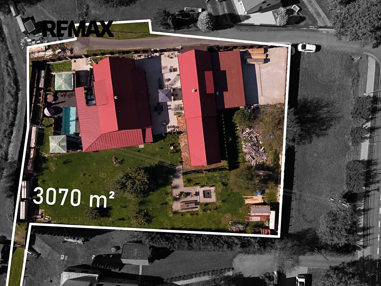 Prodej rodinného domu 550 m², pozemek 3 070 m² - foto 4