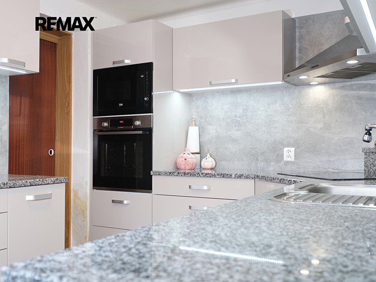 Prodej rodinného domu 160 m², pozemek 1 546 m² - foto 3