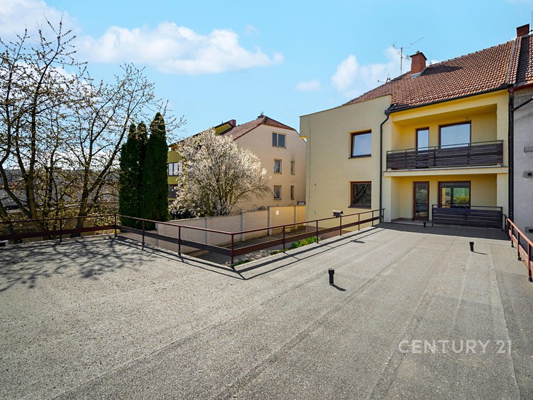 Prodej  rodinného domu 346 m², pozemek 1 m² - foto 4