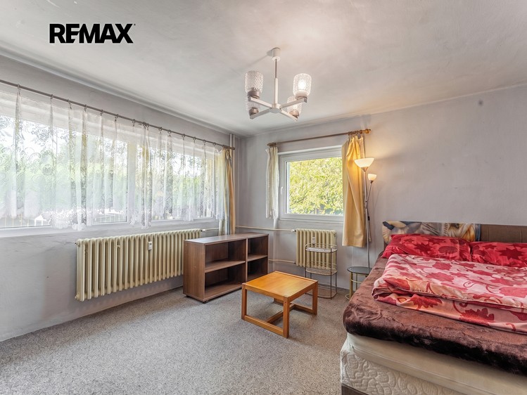 Prodej rodinného domu 189 m², pozemek 596 m² - foto 4