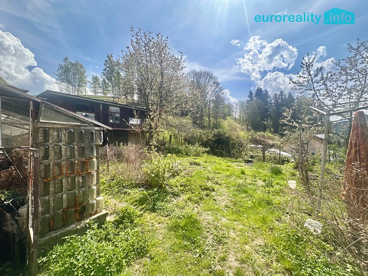 Prodej rodinného domu 180 m², pozemek 115 m² - foto 4