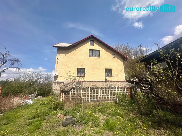 Prodej rodinného domu 180 m², pozemek 115 m² - foto 2