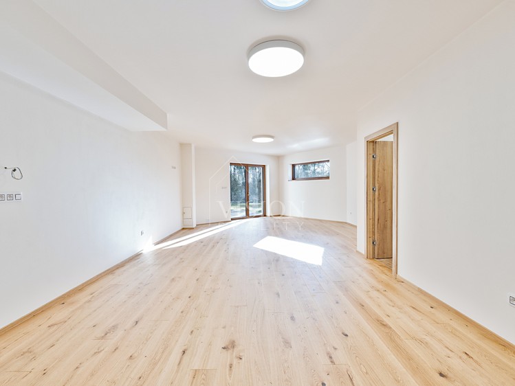 Prodej rodinného domu 121 m², pozemek 180 m² - foto 6