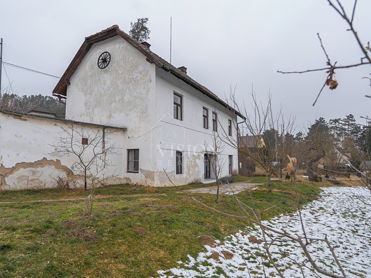 Prodej rodinného domu 170 m², pozemek 1 358 m² - foto 1