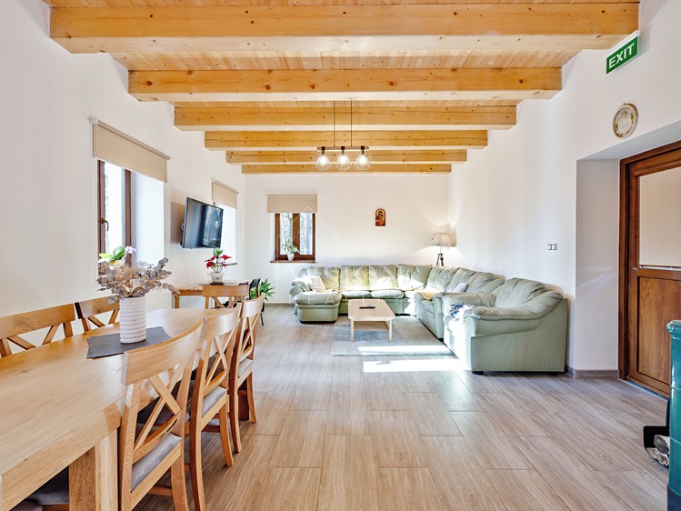 Prodej rodinného domu 98 m², pozemek 612 m² - foto 2