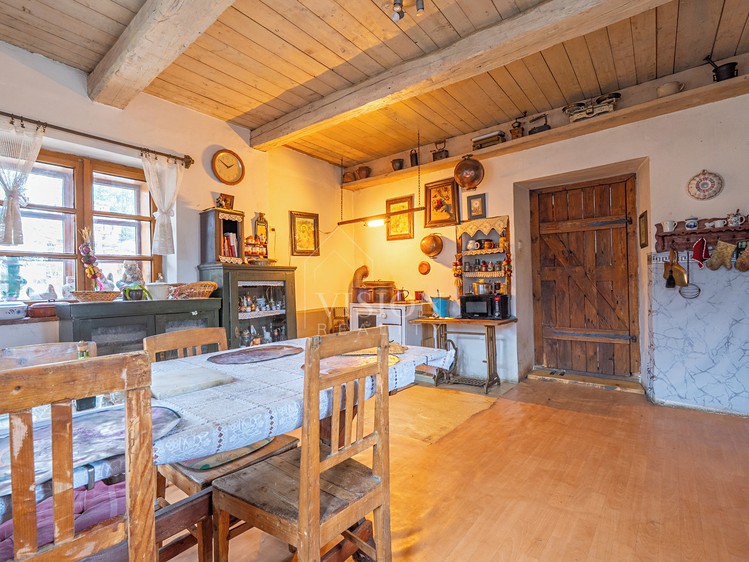 Prodej rodinného domu 145 m², pozemek 1 720 m² - foto 5