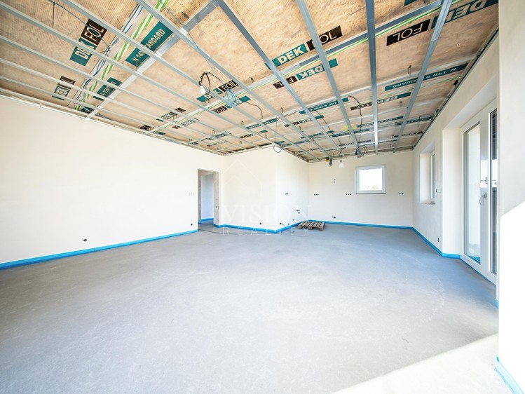 Prodej rodinného domu 114 m², pozemek 697 m² - foto 3