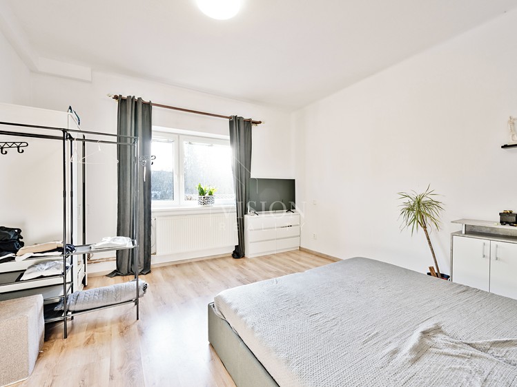 Prodej rodinného domu 160 m², pozemek 187 m² - foto 4