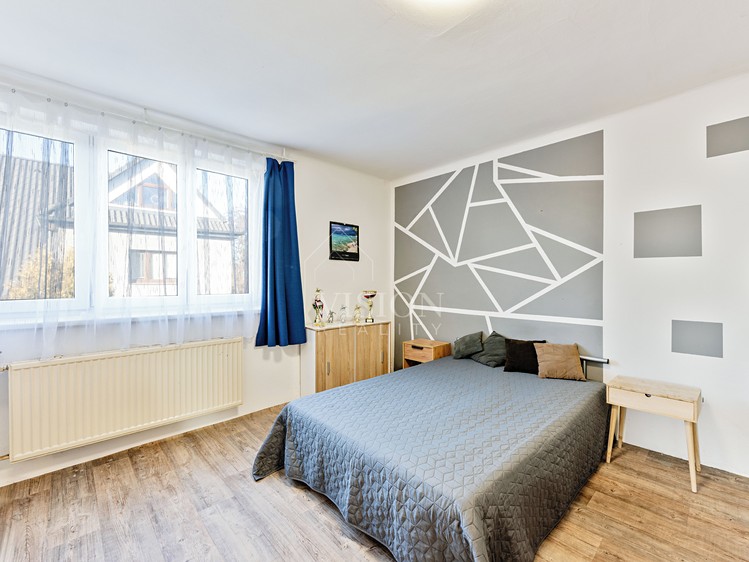 Prodej rodinného domu 310 m², pozemek 863 m² - foto 8