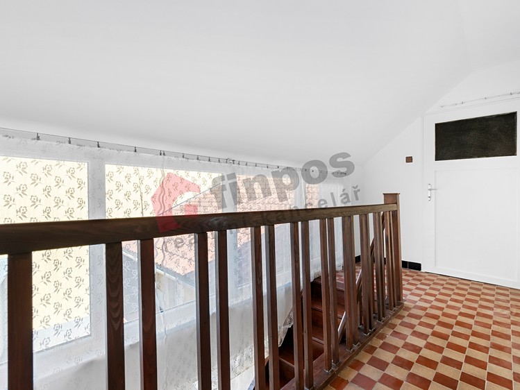 Prodej rodinného domu 140 m², pozemek 174 m² - foto 8
