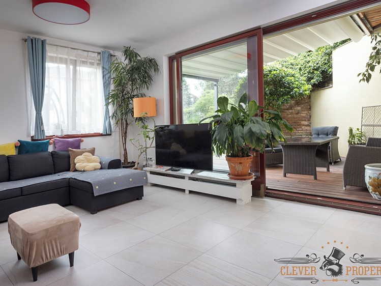 Prodej rodinného domu 260 m², pozemek 359 m² - foto 4