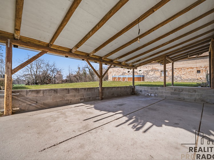 Prodej rodinného domu 152 m², pozemek 1 180 m² - foto 8