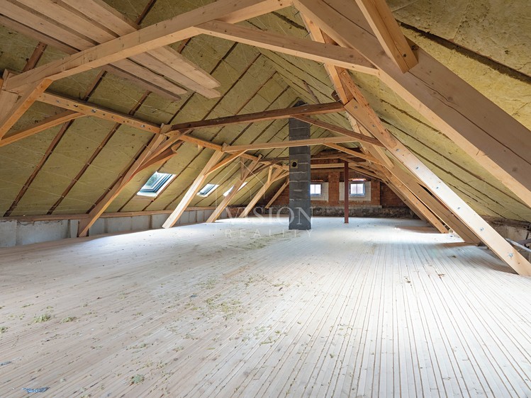 Prodej rodinného domu 413 m², pozemek 3 000 m² - foto 6