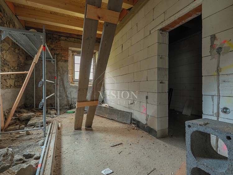 Prodej rodinného domu 413 m², pozemek 3 000 m² - foto 8