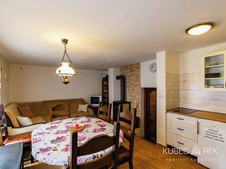 Prodej chalupy 80 m², pozemek 180 m² - foto 6