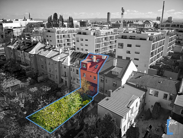 Prodej rodinného domu 250 m², pozemek 237 m² - foto 3