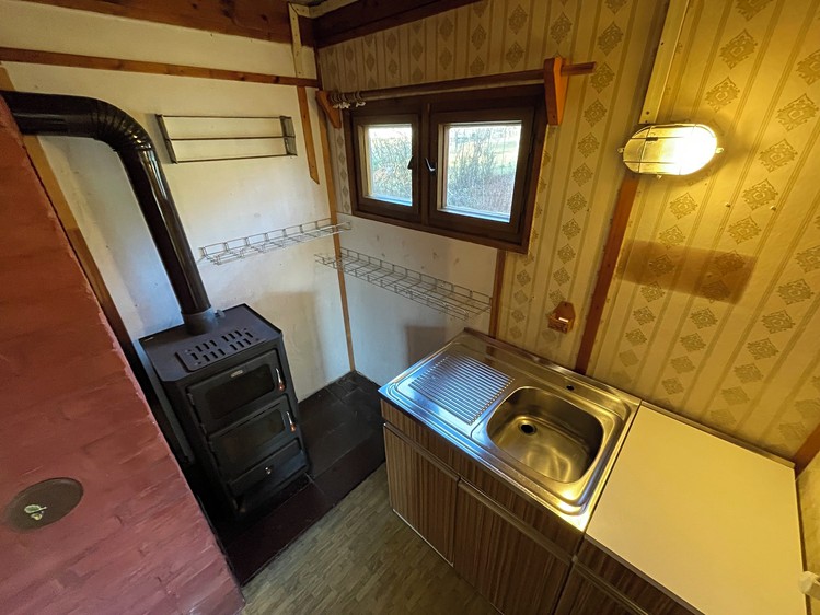 Prodej chaty 40 m², pozemek 776 m² - foto 3