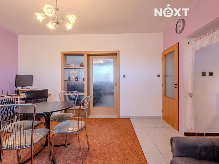 Prodej rodinného domu 214 m², pozemek 828 m² - foto 8