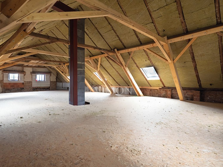 Prodej zemědělské usedlosti 413 m², pozemek 21 829 m² - foto 5