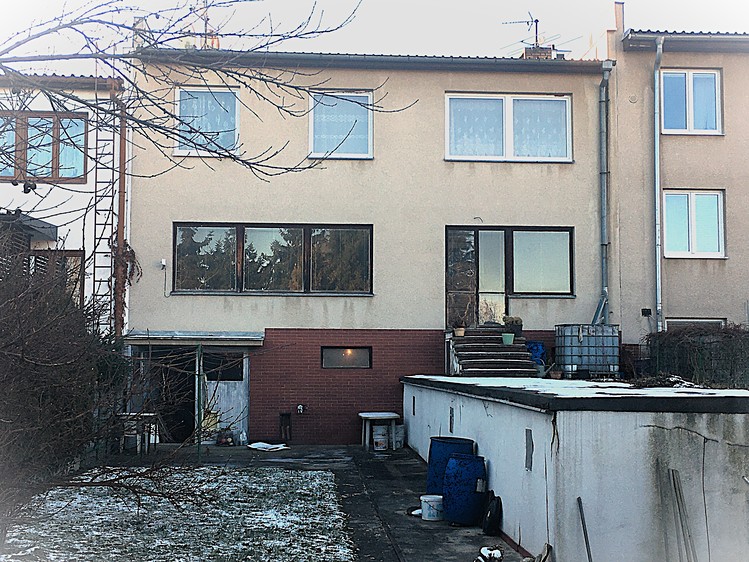 Prodej rodinného domu 365 m², pozemek 527 m² - foto 3