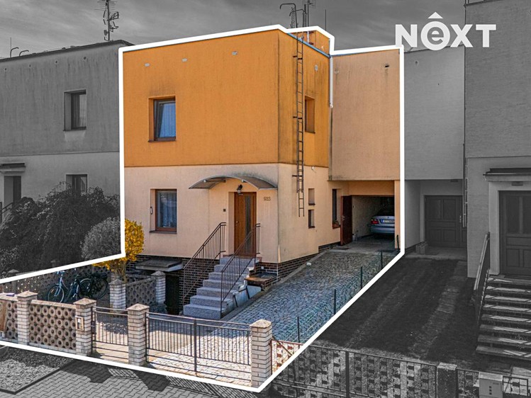 Prodej rodinného domu 205 m², pozemek 383 m² - foto 2