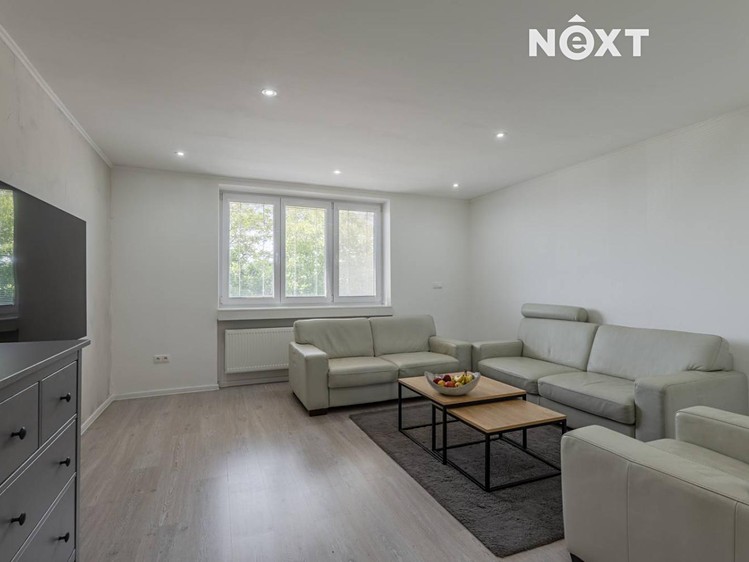 Prodej rodinného domu 340 m², pozemek 1 322 m² - foto 2