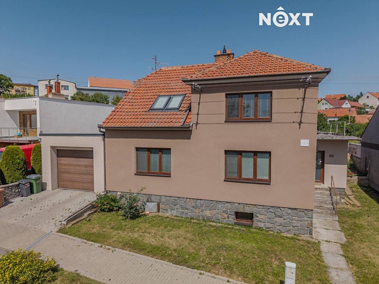 Prodej rodinného domu 340 m², pozemek 1 322 m² - foto 1