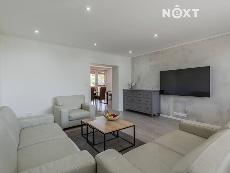 Prodej rodinného domu 340 m², pozemek 1 322 m² - foto 5