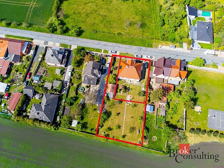 Prodej  vily 228 m², pozemek 700 m² - foto 4