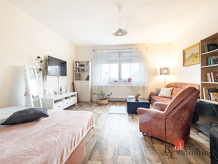 Prodej  vily 228 m², pozemek 700 m² - foto 6
