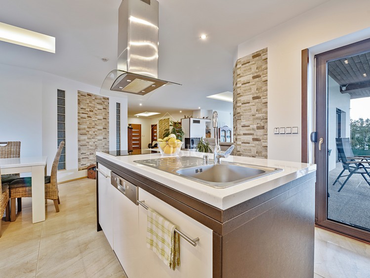Prodej rodinného domu 152 m², pozemek 758 m² - foto 7
