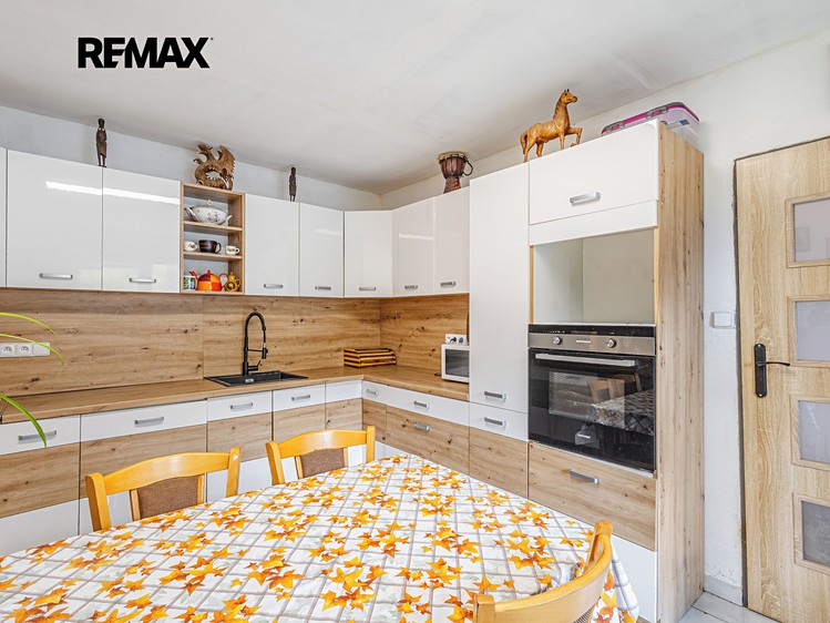 Prodej rodinného domu 70 m², pozemek 1 508 m² - foto 1