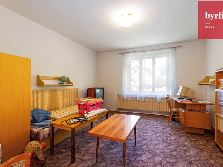 Prodej rodinného domu 180 m², pozemek 1 214 m² - foto 8