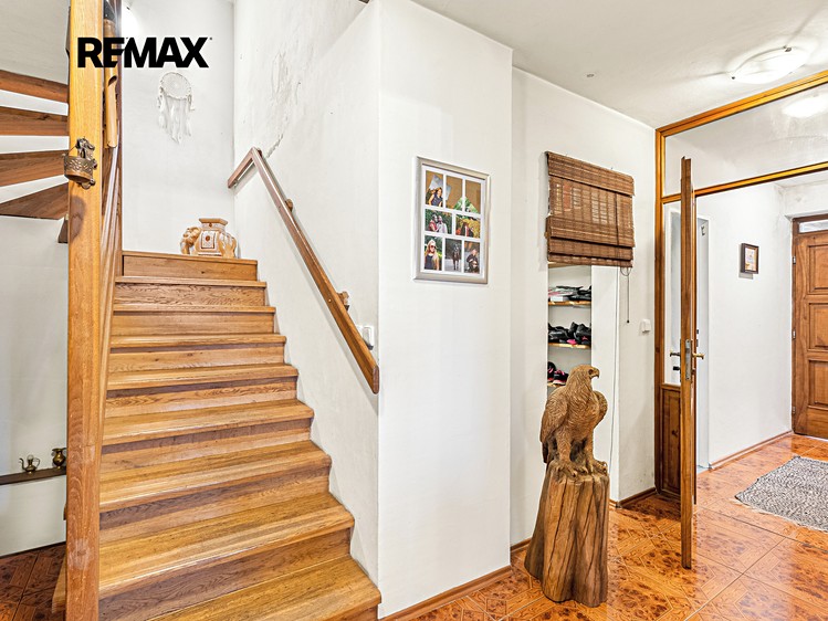 Prodej rodinného domu 555 m², pozemek 114 059 m² - foto 8