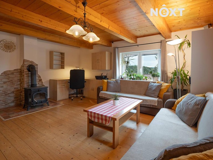 Prodej rodinného domu 258 m², pozemek 1 924 m² - foto 3