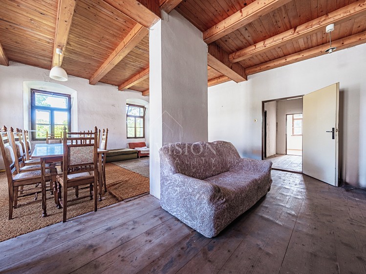 Prodej  rodinného domu 408 m², pozemek 715 m² - foto 3