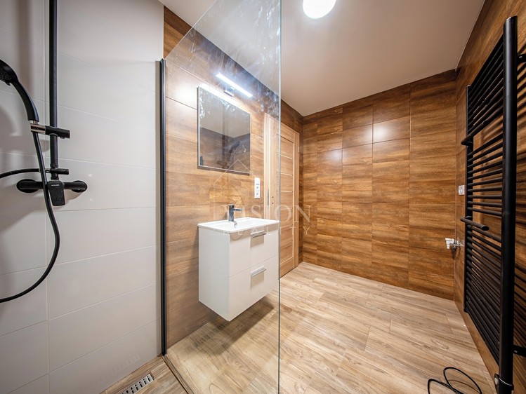 Prodej rodinného domu 172 m², pozemek 323 m² - foto 4