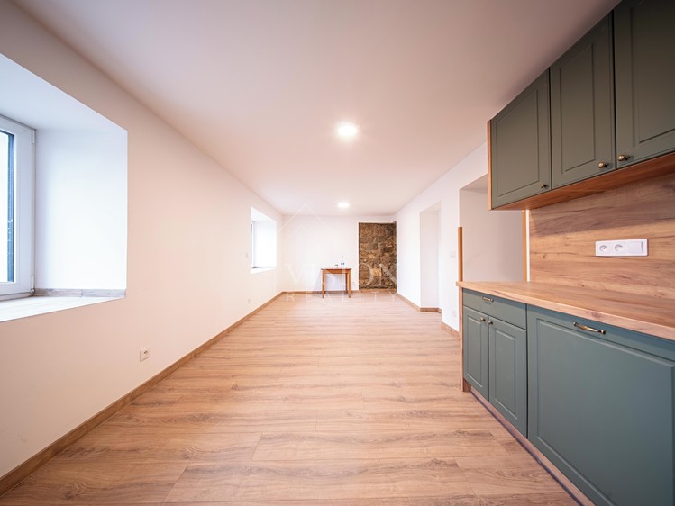 Prodej rodinného domu 172 m², pozemek 323 m² - foto 5