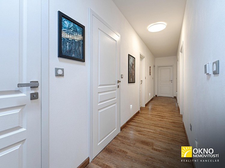 Prodej  rodinného domu 228 m², pozemek 1 200 m² - foto 8