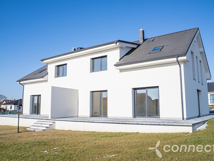 Prodej rodinného domu 143 m², pozemek 418 m² - foto 1