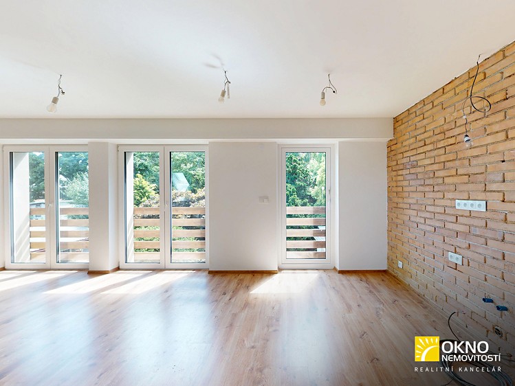 Prodej  rodinného domu 210 m², pozemek 421 m² - foto 3