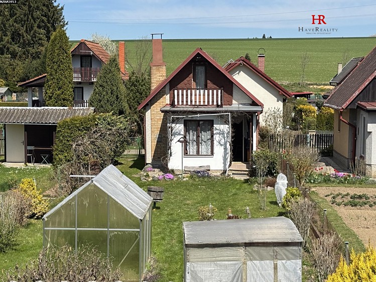Prodej chaty 28 m², pozemek 275 m² - foto 2