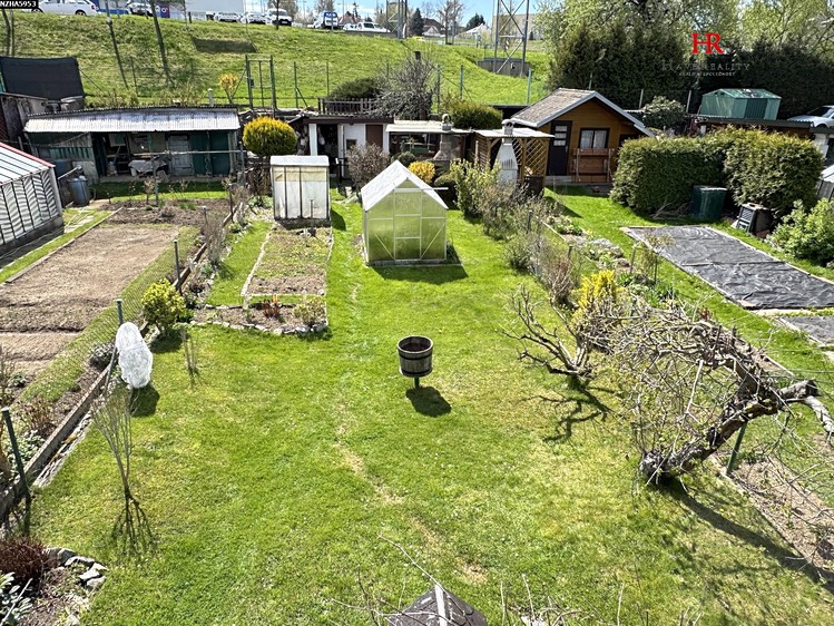 Prodej chaty 28 m², pozemek 275 m² - foto 8