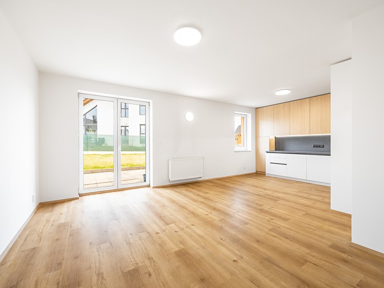 Prodej rodinného domu 120 m², pozemek 657 m² - foto 2
