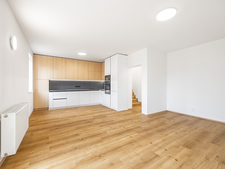 Prodej rodinného domu 120 m², pozemek 657 m² - foto 4