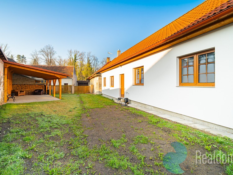 Prodej rodinného domu 100 m², pozemek 510 m² - foto 1