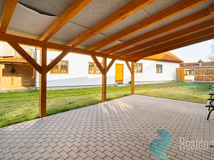 Prodej rodinného domu 100 m², pozemek 510 m² - foto 2